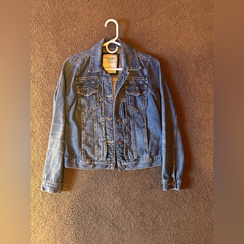 Abercrombie and Fitch Womens Jean Jacket